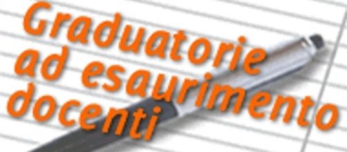 Docenti Graduatorie ad esaurimento difendono i loro diritti, ultime notizie scuola, lunedì 29 agosto