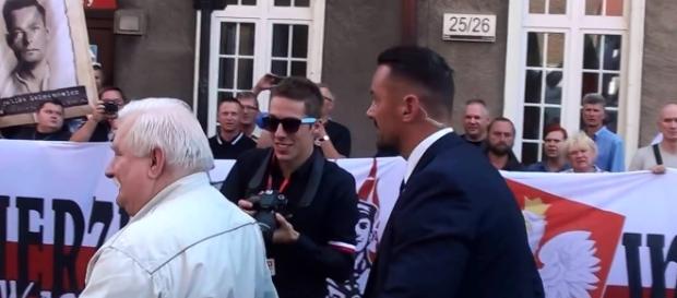 Lech Wałęsa odsądzony od czci i wiary. Lech Wałęsa odsądzony od czci i wiary.