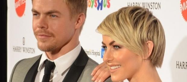 Siblings Derek and Julianne Hough will both appear on 'DWTS' season 23, with Derek acting as a pro and Julianne, a judge. Mingle Media TV/Wikimedia Siblings Derek and Julianne Hough will both appear on 'DWTS' season 23, with Derek acting as a pro and Julianne, a judge. Mingle Media TV/Wikimedia
