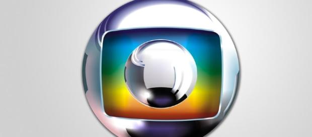 Globo, Record e Band vão transmitir ao vivo o futebol feminino Globo, Record e Band vão transmitir ao vivo o futebol feminino