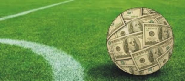 Palmeirense assinou vínculo por 4 temporadas e meia e Manchester City irá pagar cerca de R$ 100 milhões pelo jogador Palmeirense assinou vínculo por 4 temporadas e meia e Manchester City irá pagar cerca de R$ 100 milhões pelo jogador