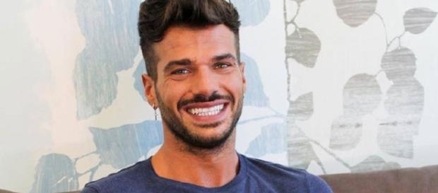 Anticipazioni Uomini e Donne: ecco il tronista gay! Anticipazioni Uomini e Donne: ecco il tronista gay!