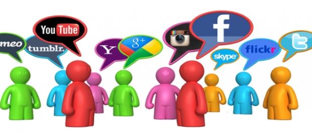 Ao participar de uma rede social, tenha em mente o que escrever e o seu objetivo Ao participar de uma rede social, tenha em mente o que escrever e o seu objetivo