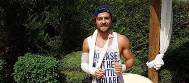 O actor da TVI está a recuperar de um acidente de mota O actor da TVI está a recuperar de um acidente de mota