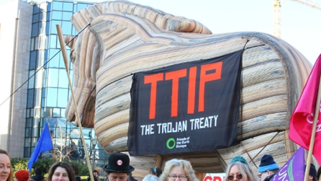 La Germania compra Monsanto – e vende il TTIP all'Europa - sputniknews.com