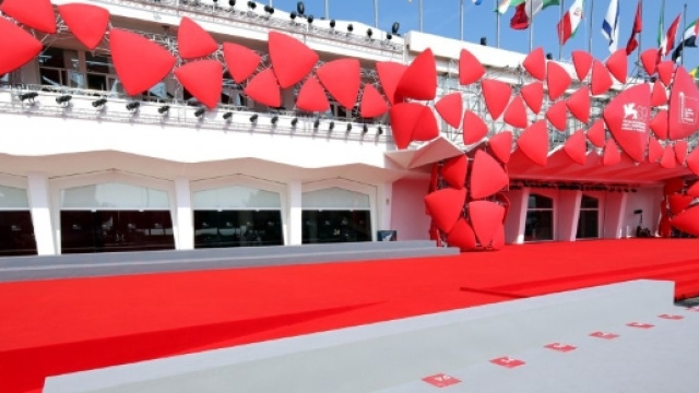 Tra poche ore il primo red carpet del Festival del cinema di Venezia...