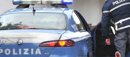 Le indagini sono state affidate agli uomini della Squadra Mobile della Polizia.