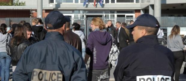 Rentrée 2016 : de nouvelles mesures pour renforcer la sécurité ... - sudouest.fr Rentrée 2016 : de nouvelles mesures pour renforcer la sécurité ... - sudouest.fr