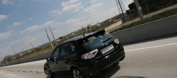 un rádar detecta a un coche fúnebre circulando a 130 km/h en una zoma limitada a 100 km/h un rádar detecta a un coche fúnebre circulando a 130 km/h en una zoma limitada a 100 km/h