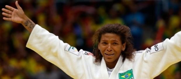 Rafaela Silva, ganhadora da 1ª medalha de ouro do Brasil nas Olimpíadas do Rio. Rafaela Silva, ganhadora da 1ª medalha de ouro do Brasil nas Olimpíadas do Rio.