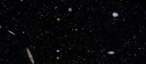 Un'anomalia gravitazionale sta attirando molte galassie
