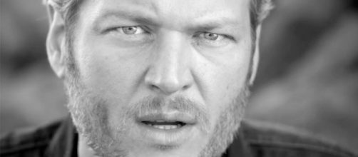 Blake Shelton shows compassion over Miranda Lamberts breakdown on stage? Photo: Blasting News Library radio.com