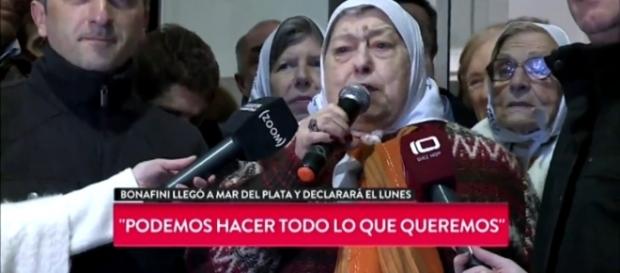 Hebe de Bonafini hablando con la militancia Hebe de Bonafini hablando con la militancia