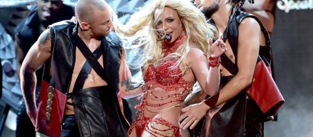 New Britney Spears Single “Make Me (Oooh)” Will Feature G-Eazy ... - promotionmusicnews.com New Britney Spears Single “Make Me (Oooh)” Will Feature G-Eazy ... - promotionmusicnews.com