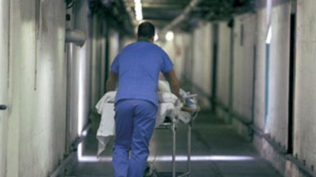 Abuso sessuale nella usuale-lunga attesa al pronto soccorso di Taranto.