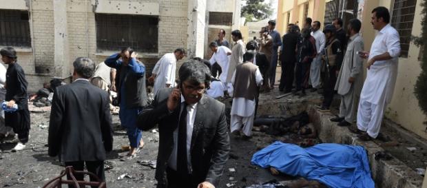 Atentado en el hospital de la ciudad de Queta Pakistán Atentado en el hospital de la ciudad de Queta Pakistán