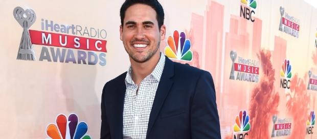 Bachelor In Paradise' Spoilers: Josh Murray Finds Love With Single ... - inquisitr.com Bachelor In Paradise' Spoilers: Josh Murray Finds Love With Single ... - inquisitr.com