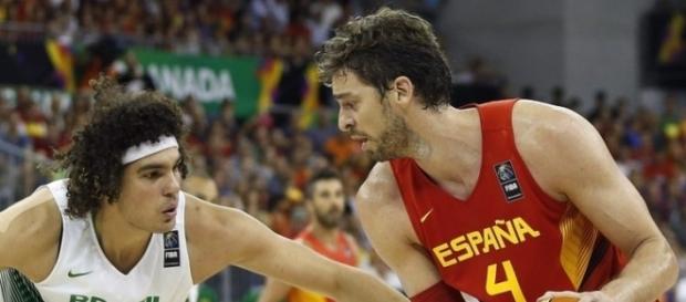 España cae derrotado ante el equipo de Brasil España cae derrotado ante el equipo de Brasil