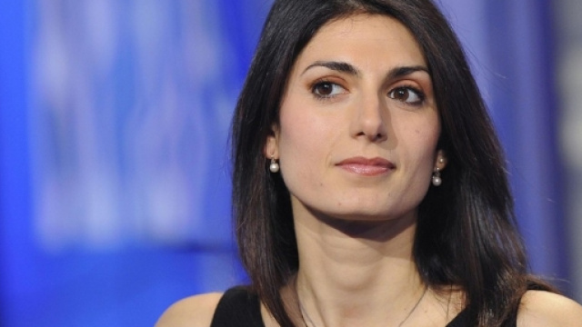 Sondaggi politici ed elettorali, ultime novità al 9 agosto su Virginia Raggi e M5S