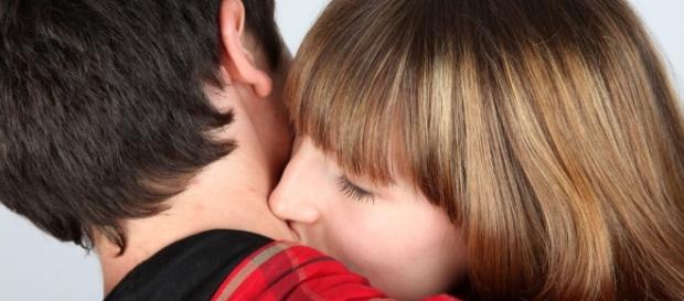 17-Jähriger stirbt an den fatalen Folgen eines Knutschflecks (Symbolbild) 17-Jähriger stirbt an den fatalen Folgen eines Knutschflecks (Symbolbild)
