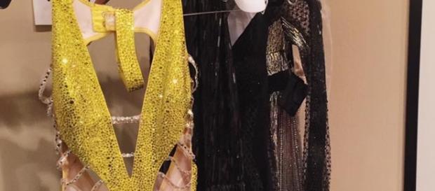 L'outfit indossato da Britney ai VMA e messo all'asta. L'outfit indossato da Britney ai VMA e messo all'asta.