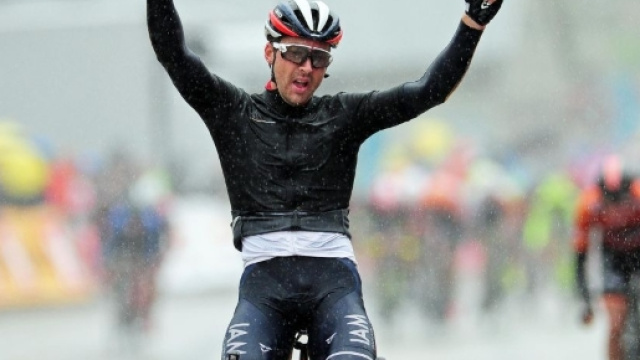 La vittoria di Leigh Howard nella prima tappa del Tour de Fjords