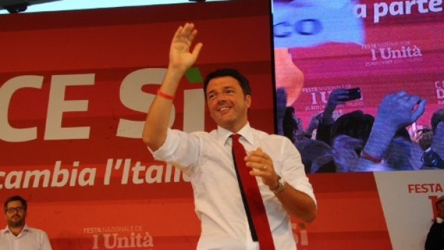 Renzi, bagno di folla a Festa dell'Unit&agrave;: "Siamo l'Italia del s&igrave; ... - repubblica.it