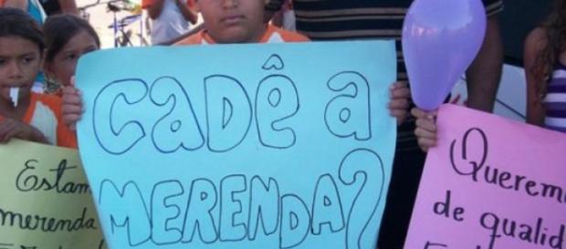 Diretores reclamam da pouca verba liberada para a compra de merenda Diretores reclamam da pouca verba liberada para a compra de merenda