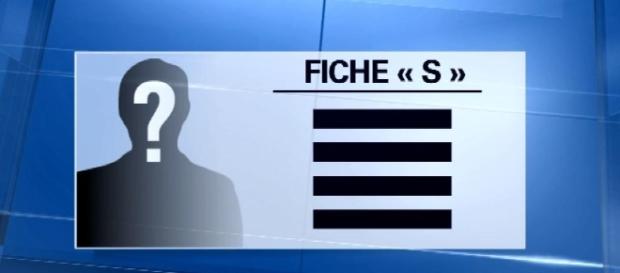 Etat d'urgence' et 'Fiche S', un système désuet. Etat d'urgence' et 'Fiche S', un système désuet.