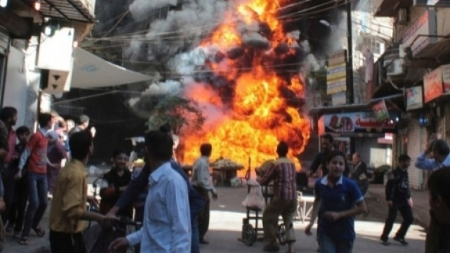 Una tragica immagine di Aleppo, citt&agrave; simbolo della carneficina siriana