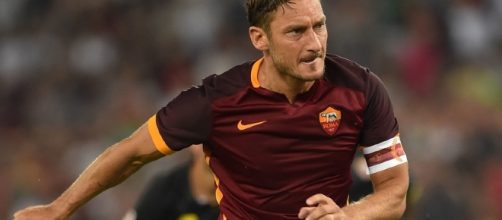 Francesco Totti in azione con la Roma