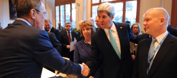 John Kerry oraz Siergiej Ławrow John Kerry oraz Siergiej Ławrow