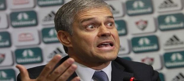 Peter Siemsen vem encontrando dificuldades para honrar compromissos com o futebol do Fluminense (Foto: O Dia) Peter Siemsen vem encontrando dificuldades para honrar compromissos com o futebol do Fluminense (Foto: O Dia)