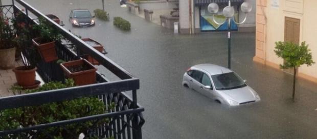 Pioggia e alluvioni in tutto il Salento. Pioggia e alluvioni in tutto il Salento.