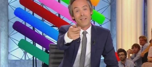 Yann Barthès sur le plateau de Quotidien Yann Barthès sur le plateau de Quotidien