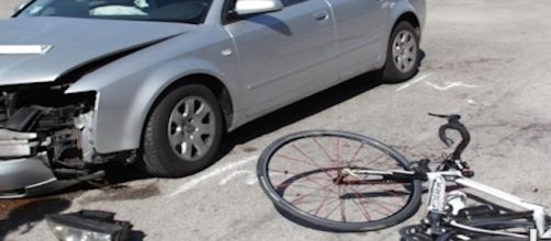 Incidente stradale in bicicletta.