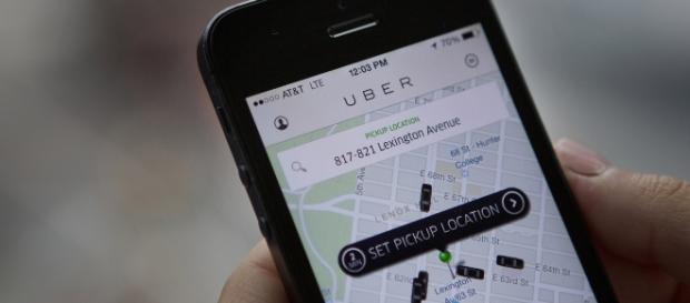 Application Uber sur smartphone Application Uber sur smartphone