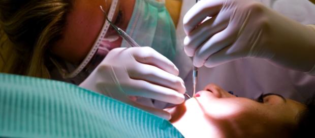 Dentiste - opinion - CC BY - politique Dentiste - opinion - CC BY - politique