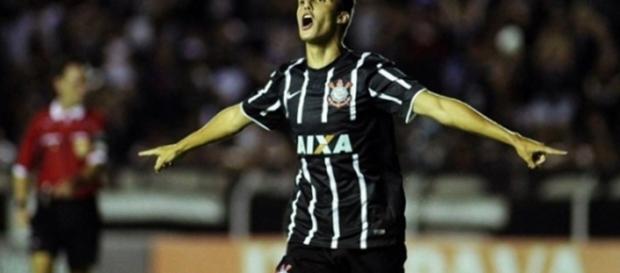 Jovem da base vai ter oportunidades como titular Jovem da base vai ter oportunidades como titular