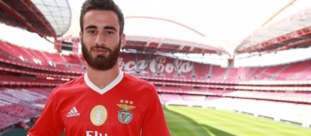 Rafa se lesionou na sua estreia pelo Benfica Rafa se lesionou na sua estreia pelo Benfica