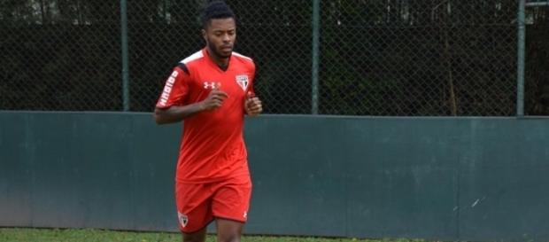 Seria uma boa ideia o Corinthians contratar Michel Bastos para a próxima temporada? Seria uma boa ideia o Corinthians contratar Michel Bastos para a próxima temporada?