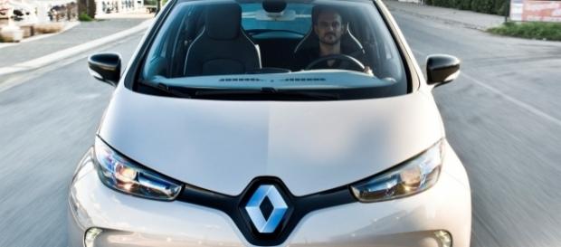 Voiture électrique Zoe conçue et distribuée par Renault Voiture électrique Zoe conçue et distribuée par Renault