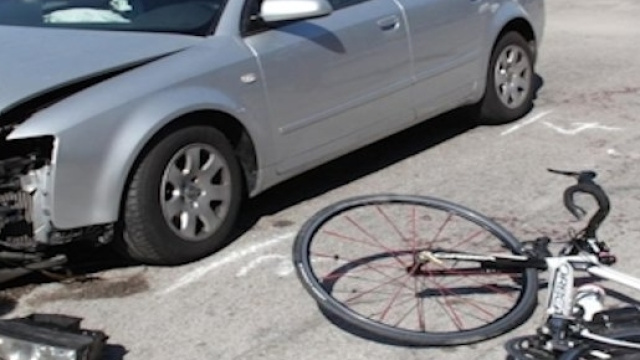 Incidente stradale in bicicletta.