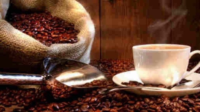 Stabilita la dose massima di caff&egrave; da bere al giorno.