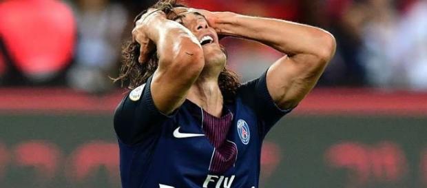 © Provided by Goal - Cavani, seul face à ses occasions gâchées ! © Provided by Goal - Cavani, seul face à ses occasions gâchées !