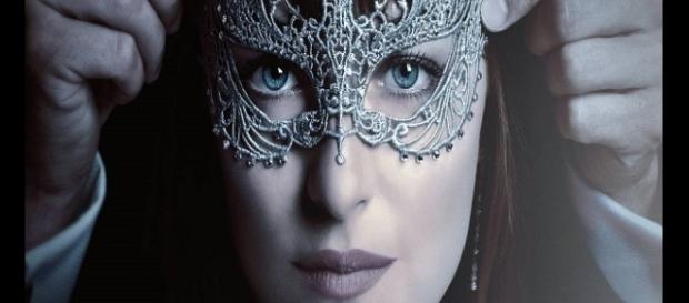 Video trailer ufficiale italiano di 'Cinquanta sfumature di nero'. Video trailer ufficiale italiano di 'Cinquanta sfumature di nero'.