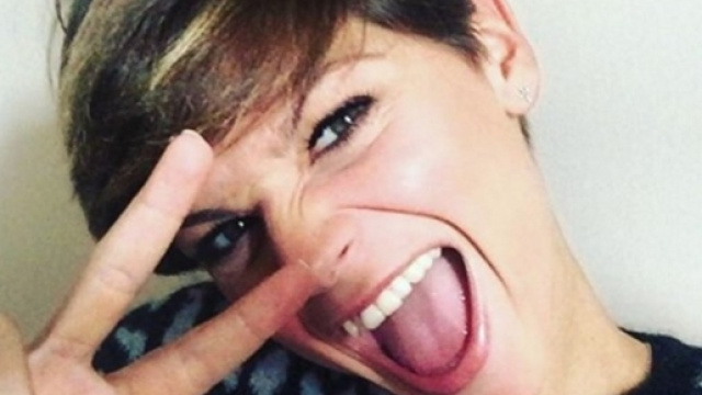 Alessandra Amoroso: «Matrimonio e figli? Li sogno anch'io ... - vanityfair.it