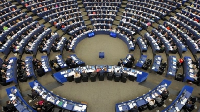 Parlamento Europeo - eubuilders.eu