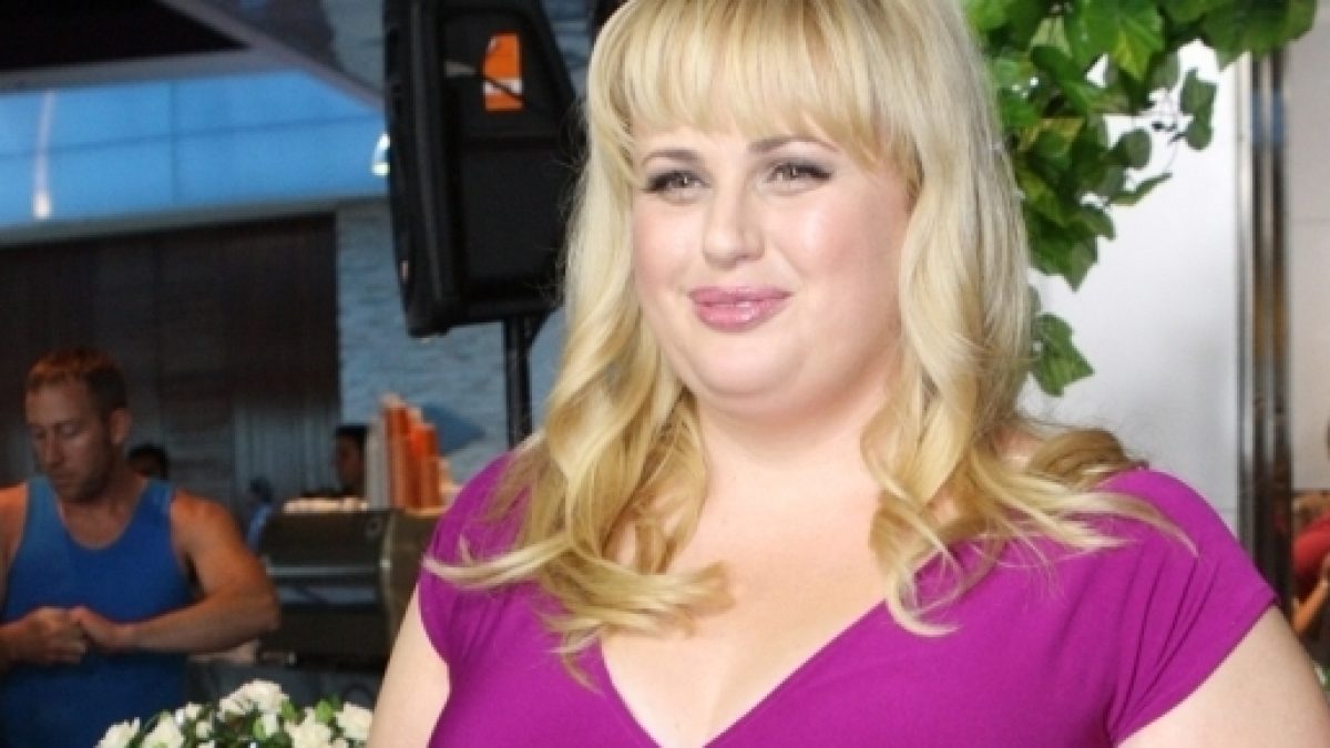 Rebel Wilson weight loss wows at 'Pitch Perfect' wedding: funny girl loses  serious weight
