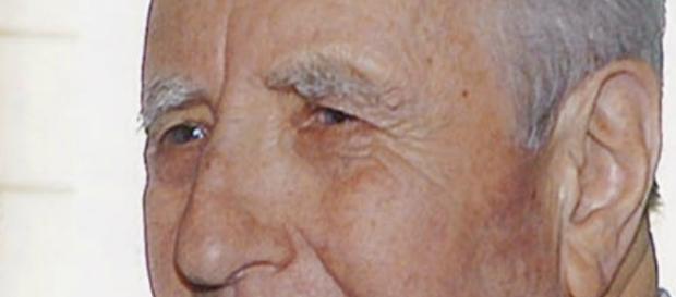 Carlo Azeglio Ciampi, decimo presidente della Repubblica Carlo Azeglio Ciampi, decimo presidente della Repubblica